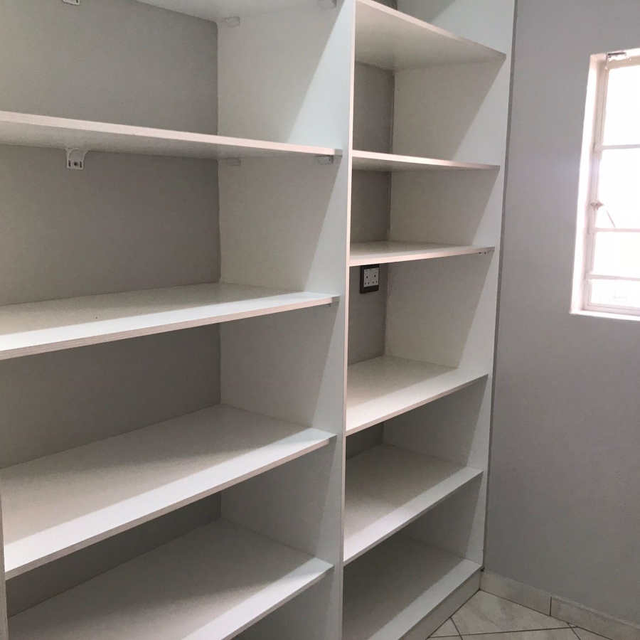 5 Bedroom Property for Sale in Protea Park North West